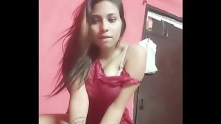 Desi Indian Girl Masturbatng at Home